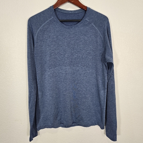 lululemon athletica Other - Lululemon Metal Vent Tech LS  Silverescent‎ Blue Size Men's Large Activewear